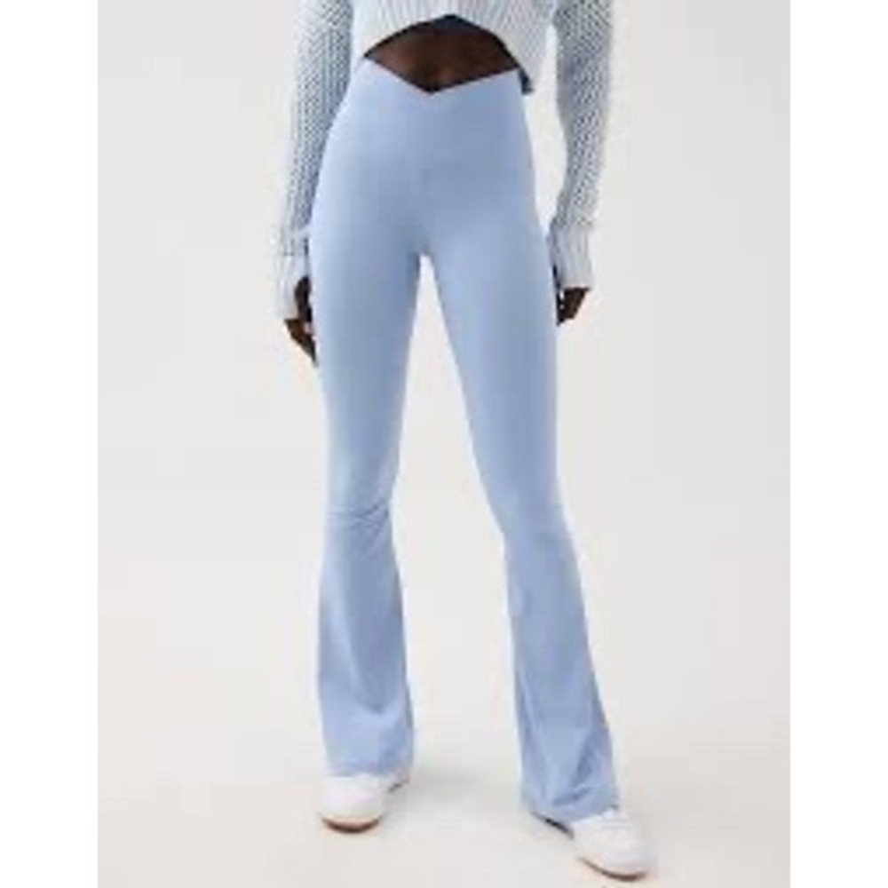 OFFLINE by Aerie Real Me Crossover Flare Leggings Light Blue XS Short